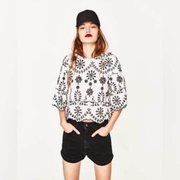 ASOS Black and White Embroidered Peasant Top With Ruffles Size 2 US - Picture 1 of 7